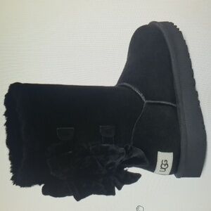 Ugg Bailey  II Black Velvet Bow Boot